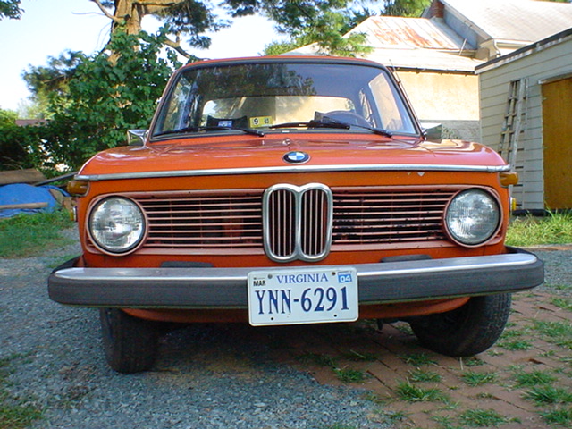 BMW 2002 grille